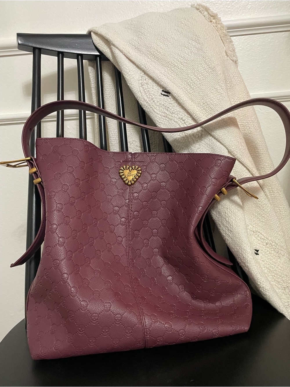 Betsey Johnson Xomillie Skull Tote Bag Burgundy Halloween